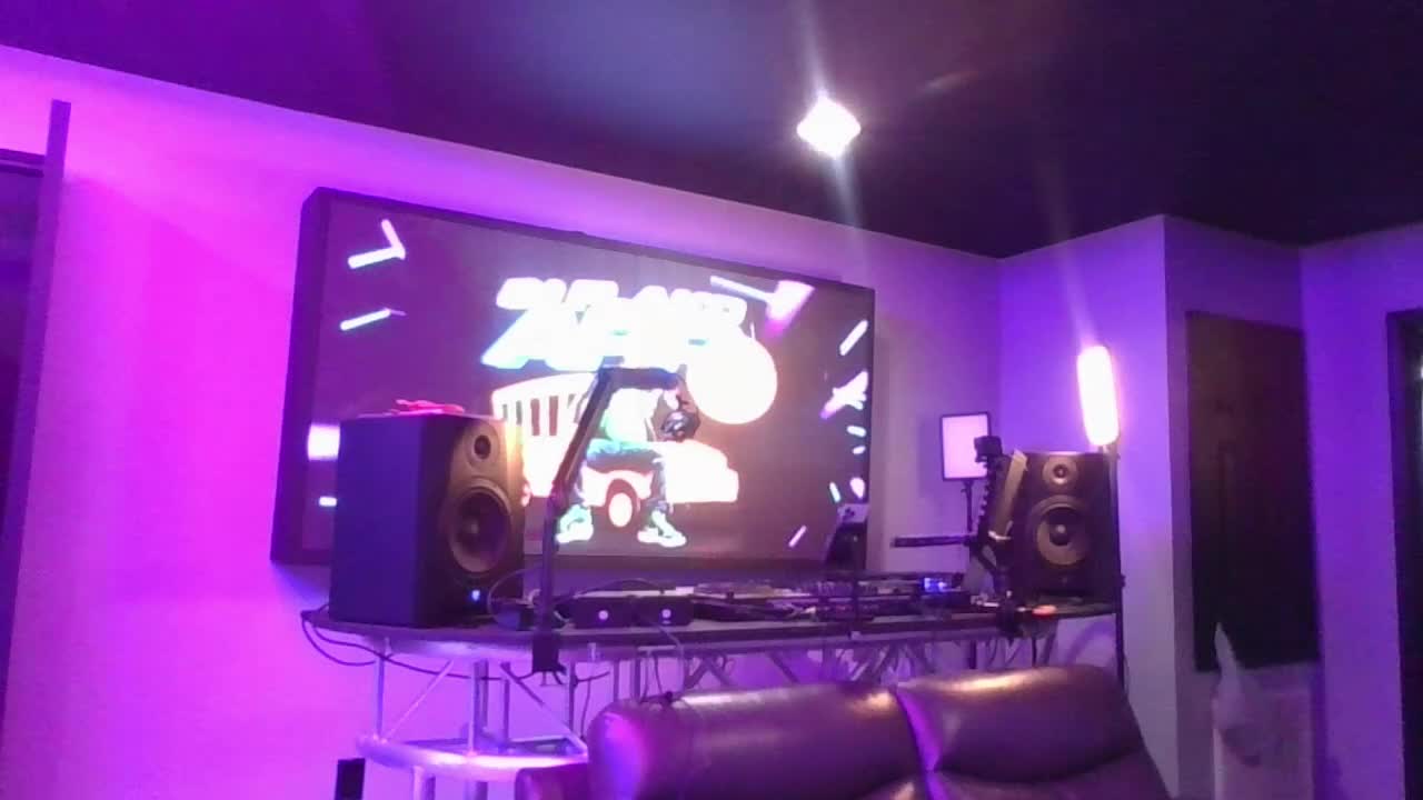 DJ FLAKO APP LIVE NOW on 17-Sep-25-13:50:28